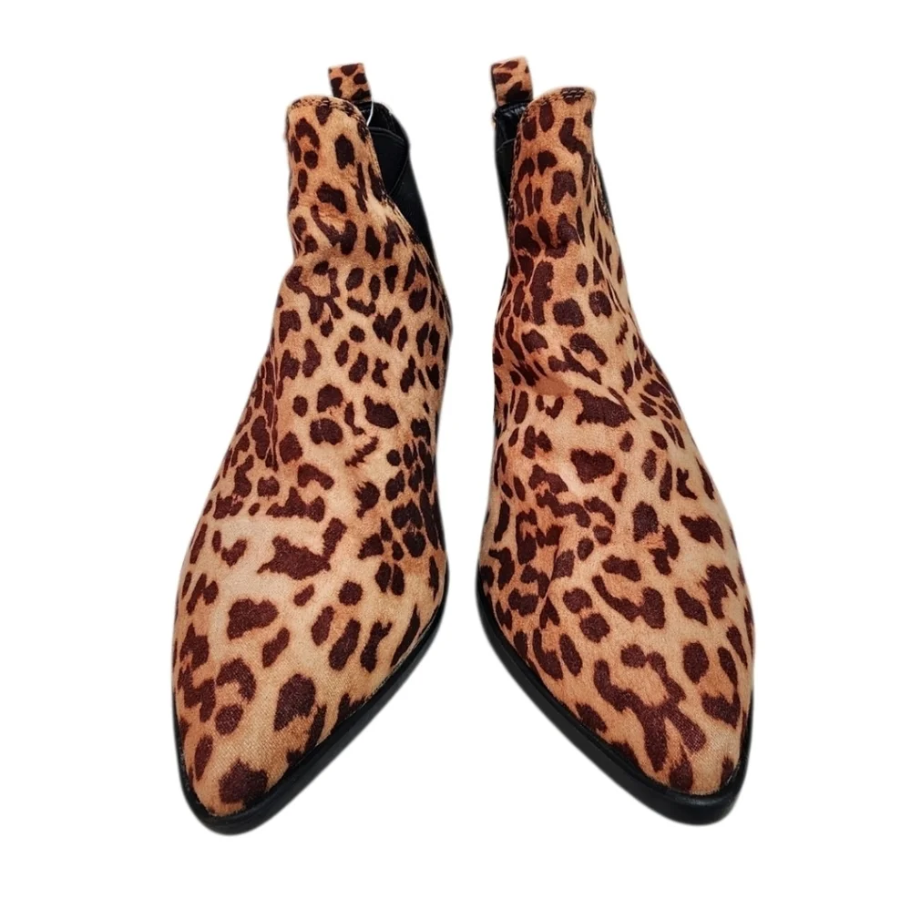 A New Day Krista Microsuede Pointed Leopard Chelsea Bootie, Sz 10